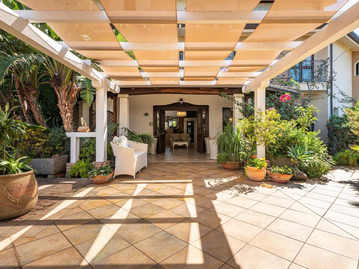 Hotel Raffael Вилласимиус Экстерьер фото